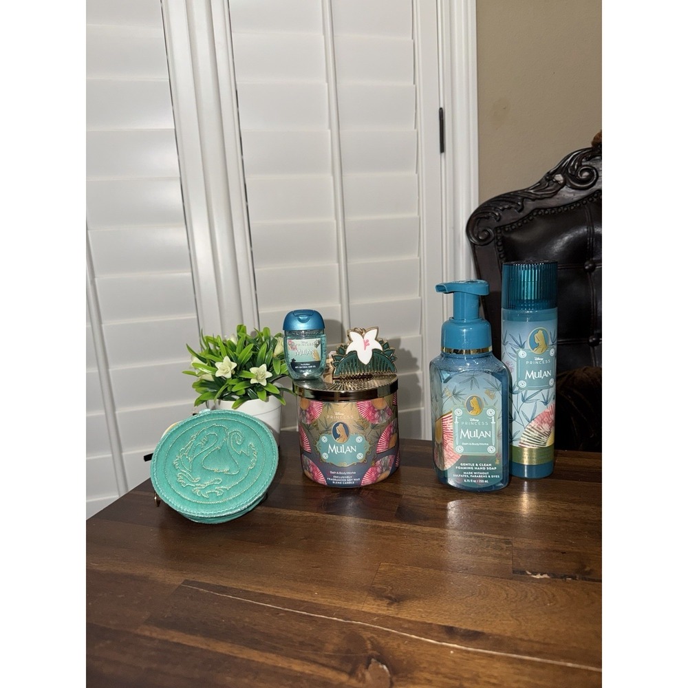 Bath‎ and Body Works Disney Princess Mulan coin bag, Candle, Soap Lot read